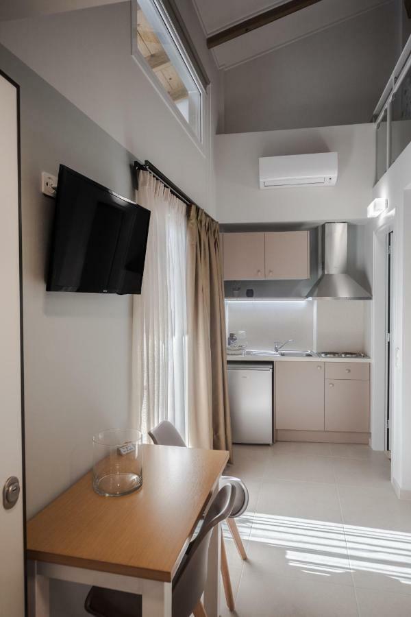 Stylish Studio Apartment - 8F House Kalamata Dış mekan fotoğraf